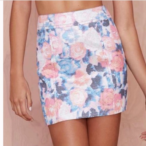 Nasty Gal Go With The Floral Shine Skirt Size Medium M - Picture 2 of 8